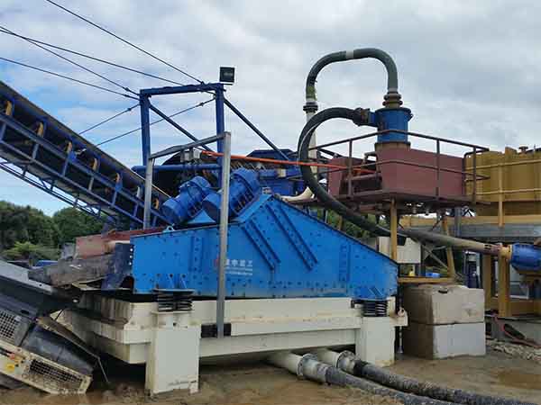 screening efficiency of the linear vibrating screen